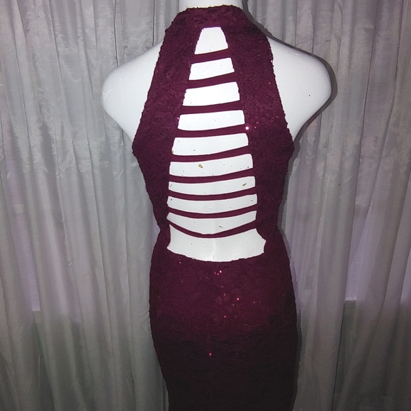 Xtraordinary evening dress. Size 9. Fully lined. Padded breast. - Picture 3 of 4